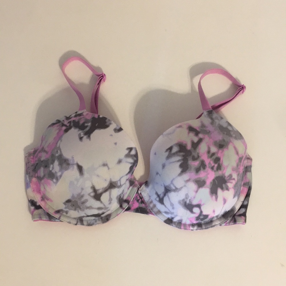 Victoria’s Secret Pink Wear Everyday Bra